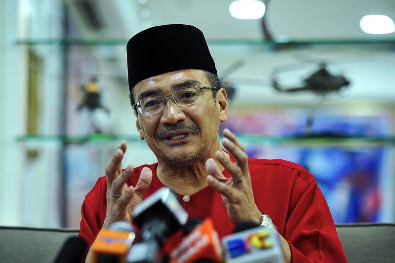 Umno vice-president who is also Defence Minister, Datuk Seri Hishammuddin Hussein speaking to reporters at the Ministry of Defence, May 8, 2017. u00e2u20acu201d Bernama pic