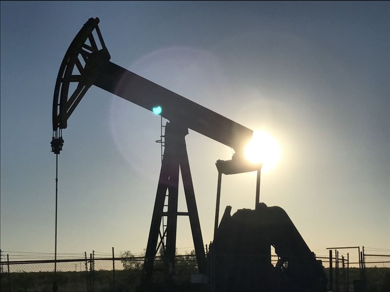 An oil rig drilling a well at sunrise, owned by Parsley Energy Inc near Midland, Texas in this picture released May 17, 2017. u00e2u20acu201d Reuters pic