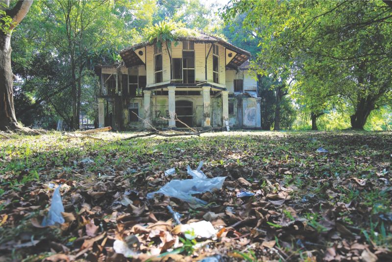 Taiping Heritage Society president Yeap Thean Eng said there were about 100 abandoned buildings in the historical town. u00e2u20acu2022 Malay Mail pic