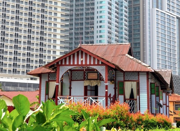 A traditional wooden Malay house stands proudly in the heart of KLu00e2u20acu2122s Golden Triangle. u00e2u20acu201d Picture by Malay Mail