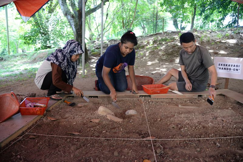 Hands-on excavation sites for visitors to experience at the USM Archaeology Gallery. u00e2u20acu2022 Picture by KE Ooi