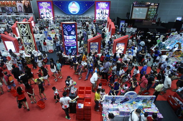 People browse books at the Popular book fair in Kuala Lumpur June 26, 2017. u00e2u20acu201d Bernama pic