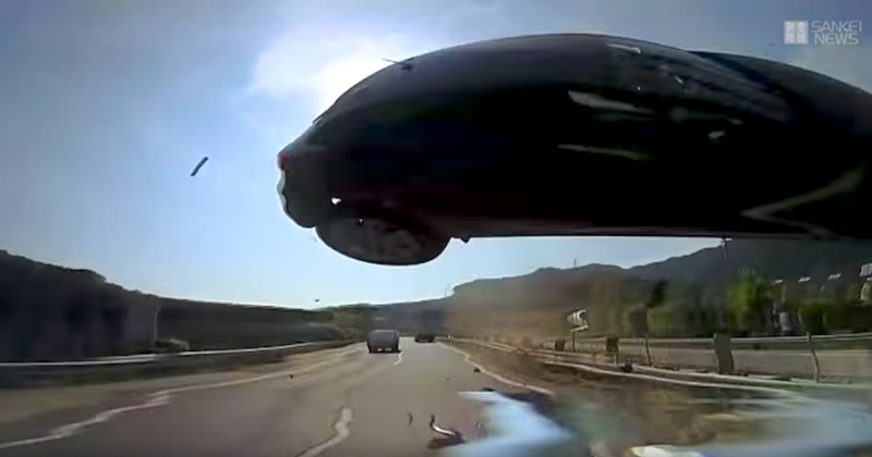 Dashcam captures shock moment speeding car flies across highway in ...