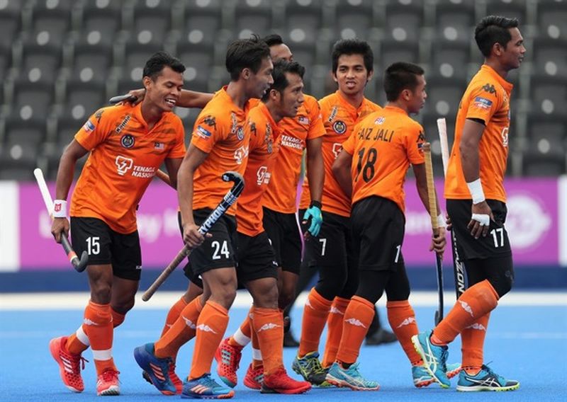 Malaysian players celebrate after beating India on Thursday. u00e2u20acu2022 Malay Mail pic