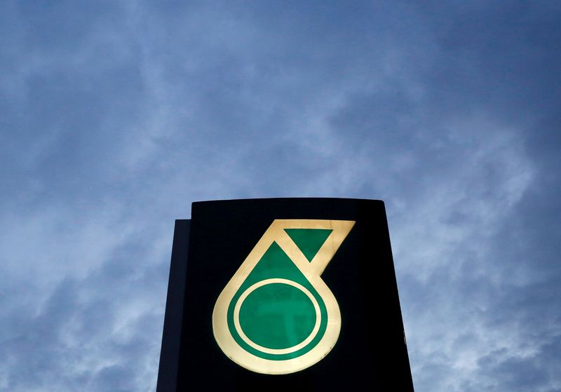 A logo of a Petronas fuel station is seen against a darkening sky in Kuala Lumpur, February 10, 2016. u00e2u20acu201d Reuters pic