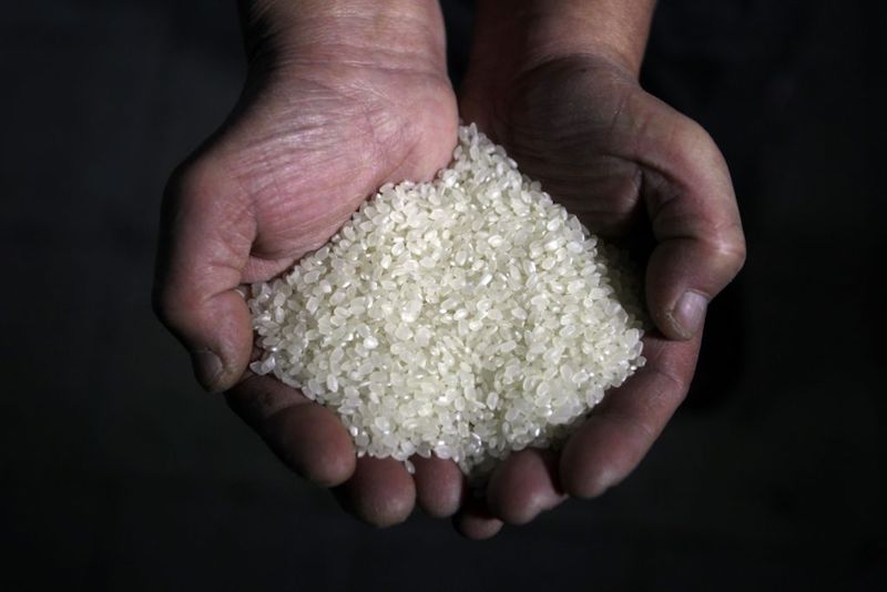 Nutrition experts say when it comes to diabetes and weight management, the decision to cut out white rice from your diet is not always so clear-cut. u00e2u20acu201d Reuters pic