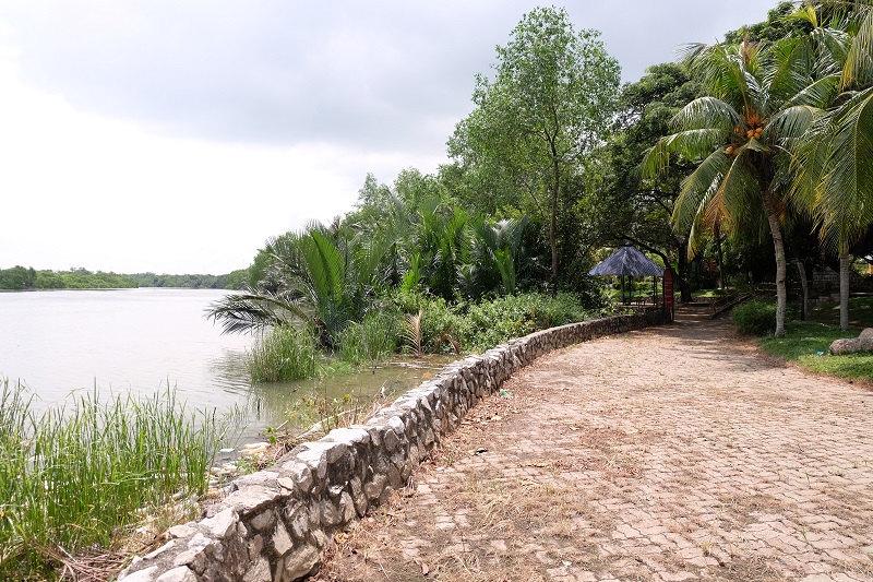 The Celebrating Sungai Perai Programme will implement the creation of landscaped pathways along the river for public use.