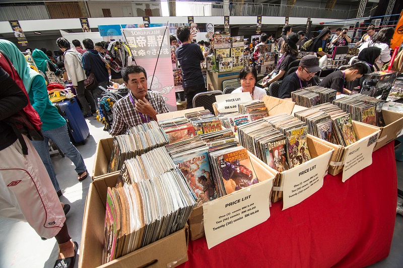 A vendor selling comic books at VAX 2016 in STARXPO in Kenanga Fashion Mall. — Picture courtesy of Visual Arts Expo