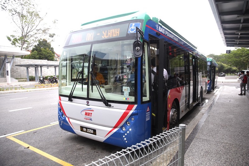 A trip on the MRT feeder buses costs RM1, while senior citizens, registered OKUs and students pay RM0.50 per trip. — Picture by Choo Choy 