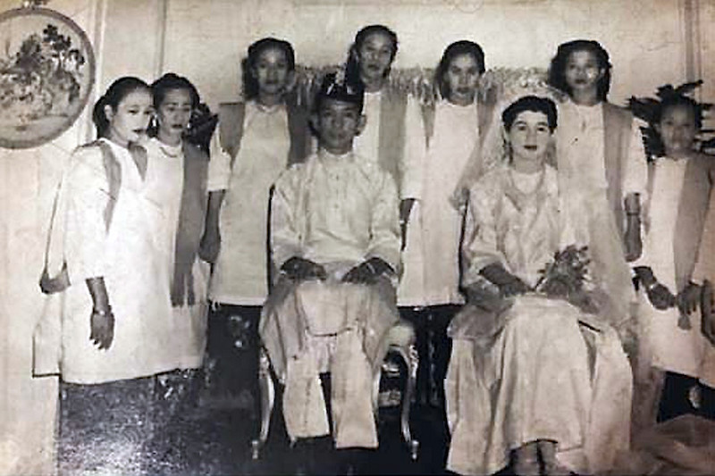 The wedding of Tunku Tun Aminah Maimunah Iskandariah Sultan Ibrahim and Dennis Muhammad Abdullah will be steeped in tradition emulating that of the late Sultan Mahmood Iskandar and Enche’ Besar Khalsom Binti Abdullah in 1956. — Bernama pic