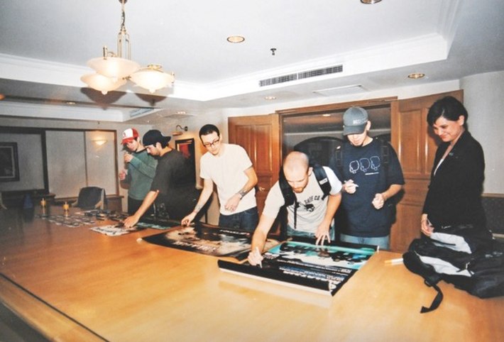 Jojo (right) with Chester (second from right) and Linkin Park at Concorde Hotel, Kuala Lumpur in 2003. u00e2u20acu201d Picture by Mukhriz Hazim