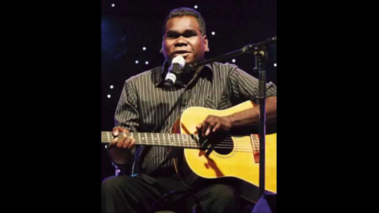 Screengrab showing Geoffrey Gurrumul Yunupingu Bayini.