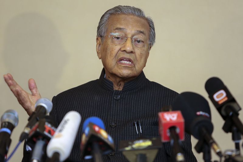PPBM chairman Tun Dr Mahathir Mohamad speaking during a press conference at the Perdana Leadership Foundation in Putrajaya, July 18, 2017. u00e2u20acu201d Picture by Yusof Mat Isa