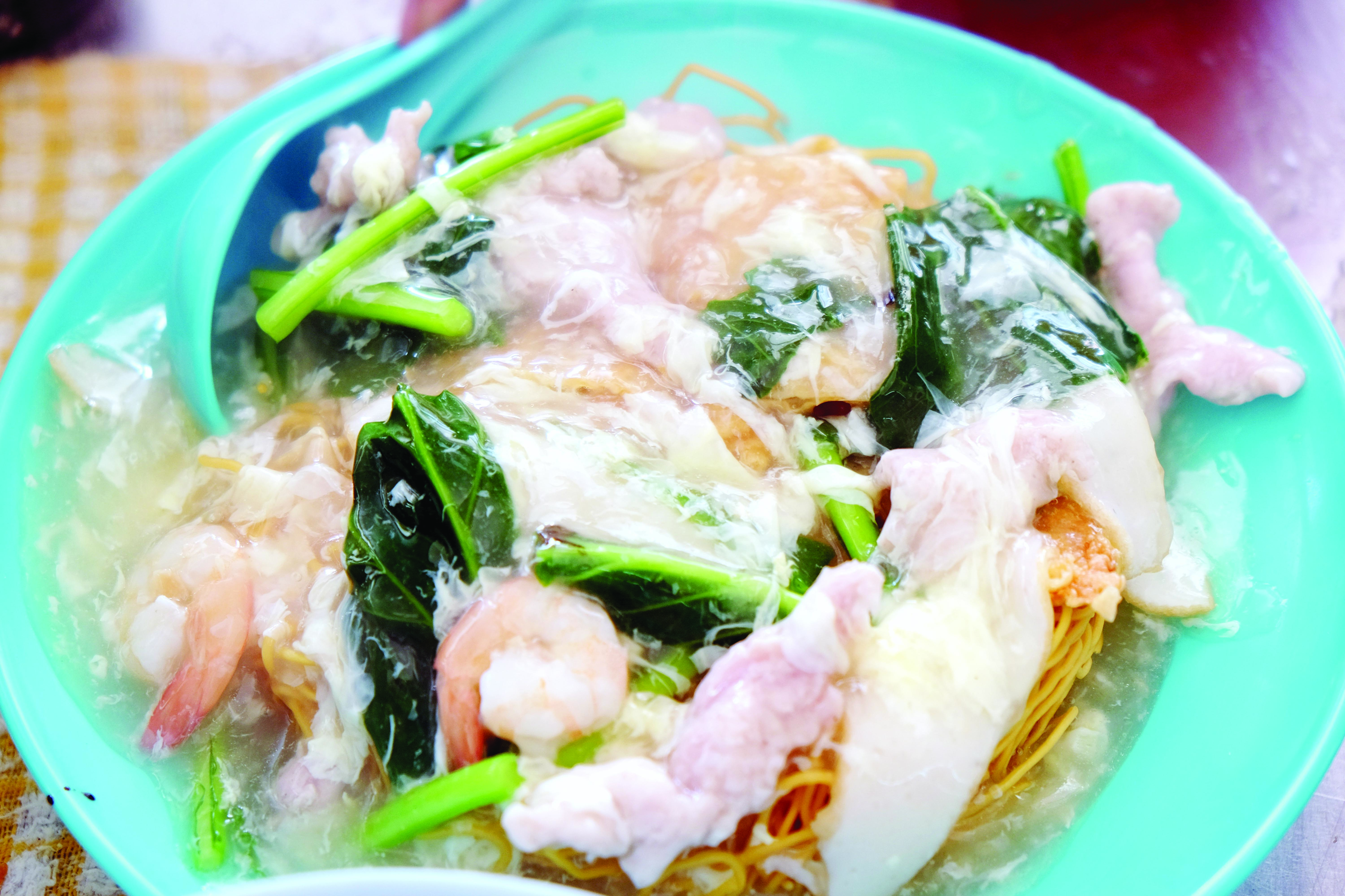 Kedai Kopi dan Makanan Tai Kong serves great hawker food. 