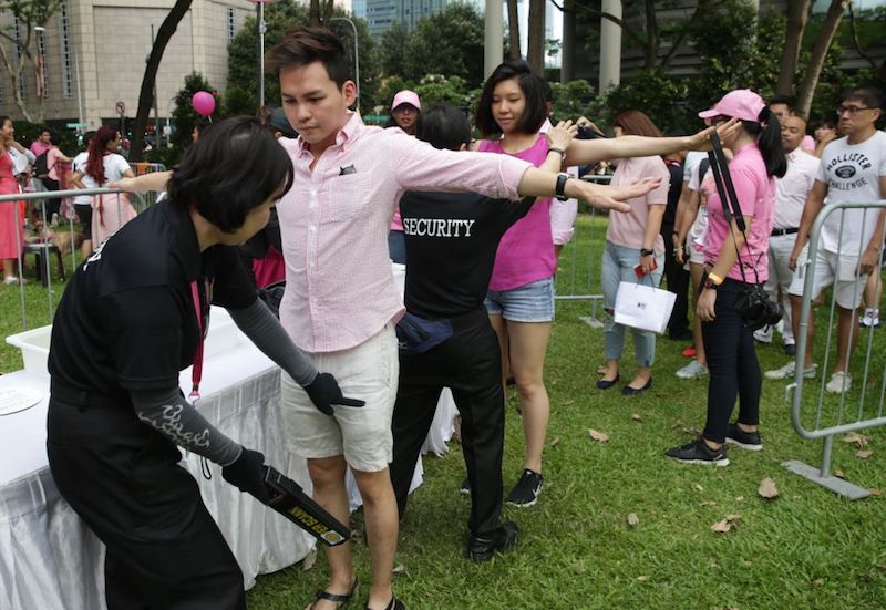 Security at this year’s Pink Dot event was much tighter than in previous years. — TODAY pic