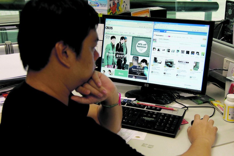 Benchmarking against the United Kingdom (13 per cent) and the United States (6.5 per cent) in 2014, Singaporeu00e2u20acu2122s target is not unrealistic. u00e2u20acu201d TODAY file pic