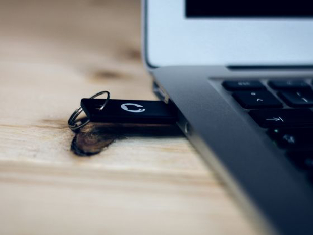 Singapore public servants can only use approved USB storage devices at work in a new directive from Singaporeu00e2u20acu2122s GovTech. u00e2u20acu201d Picture by Brina Blum/Unsplash via TODAY