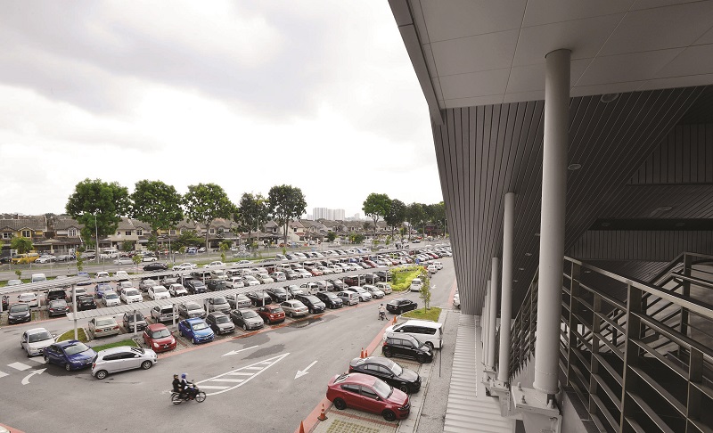 The station’s Park N’ Ride facility has 176 parking bays. 
