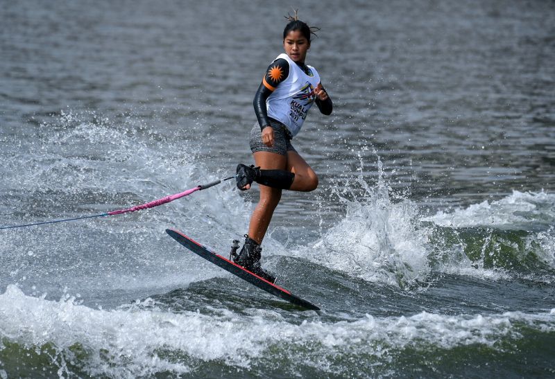 Aaliyah Yoong Hanifah of Malaysia in action in the Womenu00e2u20acu2122s Open Tricks event at KL SEA Games 2017 at Putrajaya Watersports Complex today. u00e2u20acu201d Bernama pic