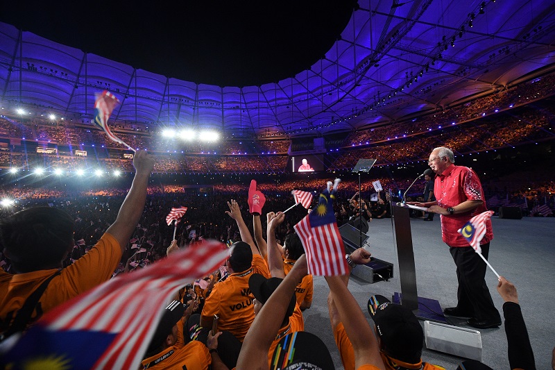 Perdana Menteri, Datuk Seri Najib Razak berucap pada acara penutupan rasmi Sukan SEA ke 29 KL2017 dan Ambang Merdeka ke 60 di Stadium Nasional Bukit Jalil malam tadi.u00e2u20acu201dFoto Bernama