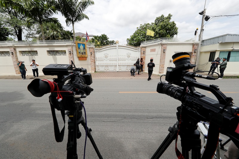 Journalists wait outside the house of ousted former Thai prime minister Yingluck Shinawatra after she failed to show up at at the Supreme Court in Bangkok, Thailand, August 25, 2017. u00e2u20acu201d Reuters pic 