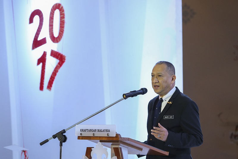 Tourism and Culture Minister Datuk Seri Mohamed Nazri Abdul Aziz deliver his keynote address during the launch of the Pasareka Project in Kuala Lumpur August 24, 2017. u00e2u20acu201d Picture by Yusof Mat Isa