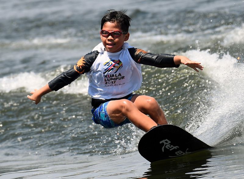 Watersports athlete Adam Hanifah Yoong in action during the menu00e2u20acu2122s trick water ski final event at the Putrajaya Watersports Complex, August 29, 2017. u00e2u20acu201d Bernama pic