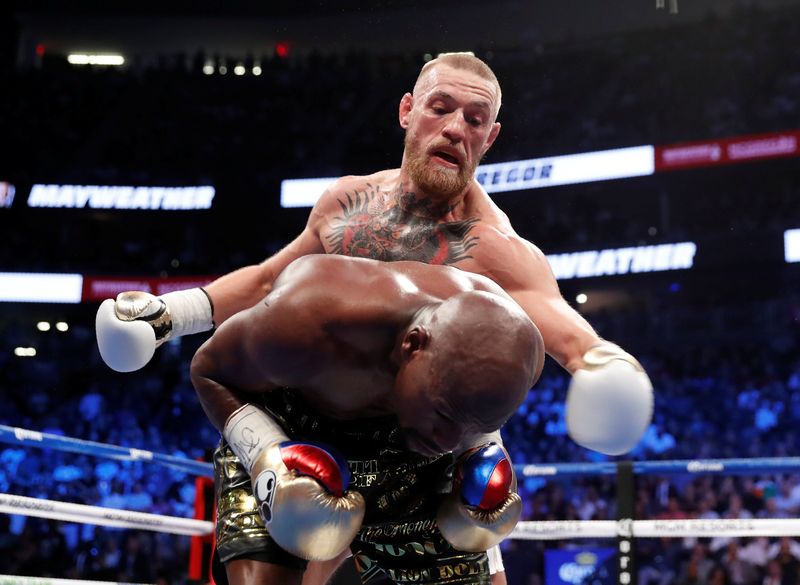 Conor McGregor in action with Floyd Mayweather Jr in Las Vegas, August 26, 2017. u00e2u20acu201d Reuters pic