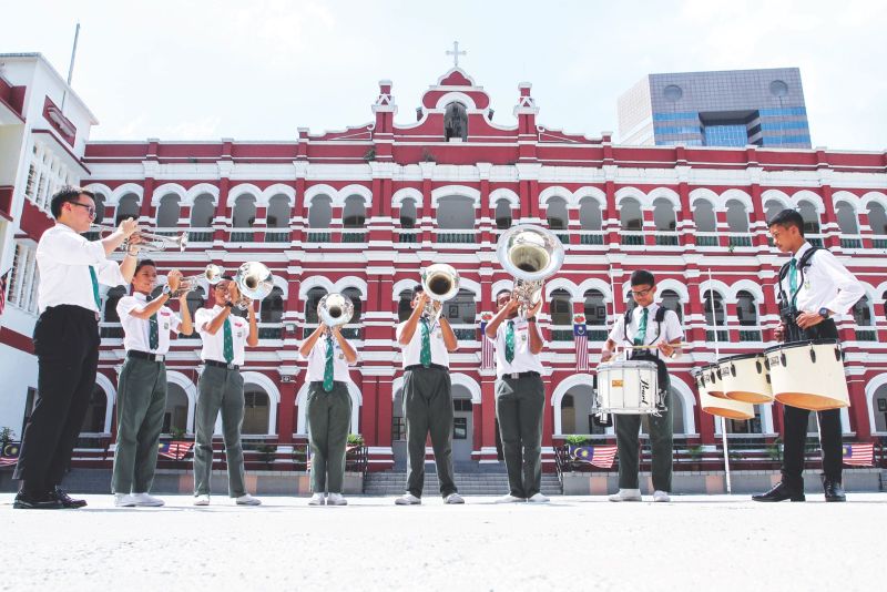 Students practising for the KL2017 opening ceremony. u00e2u20acu2022 Picture by Shafwan Zaidon