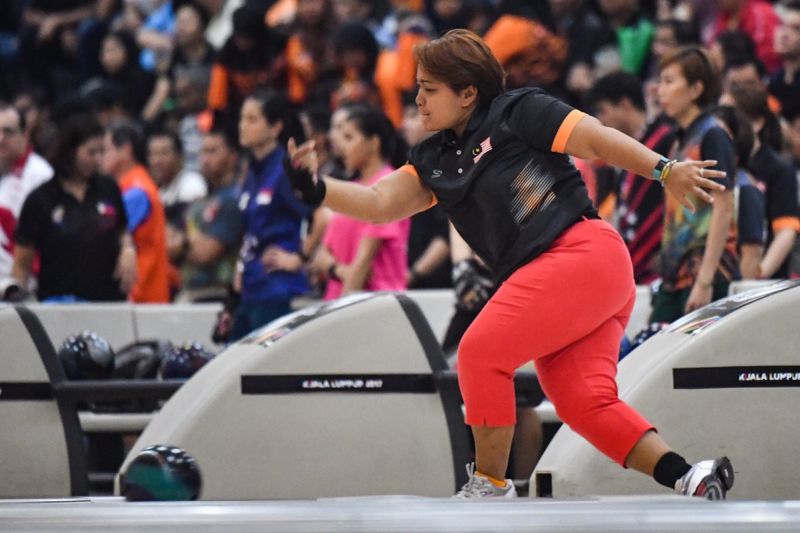 Shalin led the way with a personal six-game total of 1,370 pinfalls. u00e2u20acu201d Picture via Twitter/kl2017  