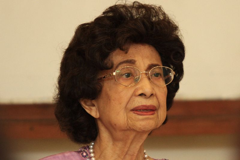 Tun Dr Siti Hasmah speaks to reporters at the Woman Against Toxic Politics forum in Kuala Lumpur August 24, 2017. u00e2u20acu2022 Picture by Miera Zulyana