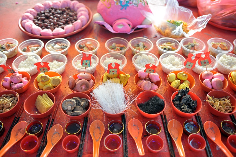 The offerings placed on the table for the King of Hades or Tai Su Yeah.