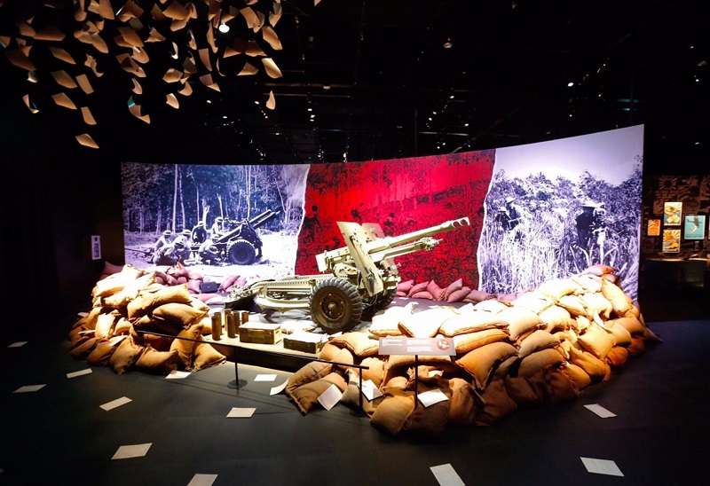 The 25-pounder field gun at the National Museumu00e2u20acu2122s Witness to War: Remembering 1942 exhibition, Sept 12, 2017. u00e2u20acu201d TODAY pic 