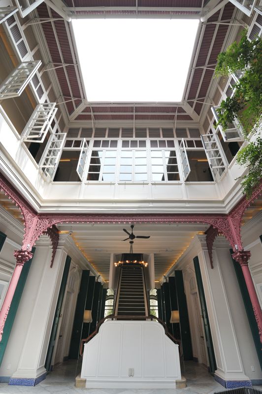 The open air centre court with four cast-iron pillars and two staircases on each side. — Picture by KE Ooi