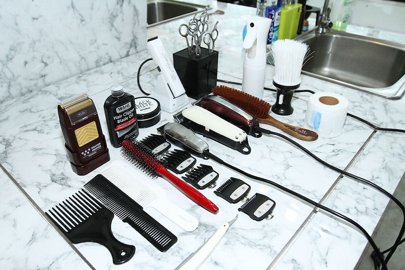 The tools of the trade. — Picture by Miera Zulyana