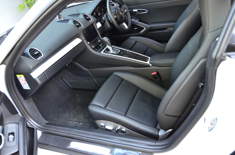 The passenger gets adjustable electric seat controls as well.