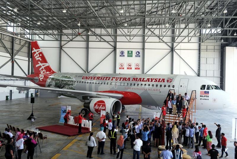The livery depicting the words u00e2u20acu02dcUniversiti Putra Malaysiau00e2u20acu2122 can be seen on AirAsiau00e2u20acu2122s Airbus A320-200 aircraft. u00e2u20acu201d Bernama pic