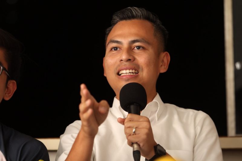 PKR communications director Fahmi Fadzil said that social media should complement an election campaign instead of replacing the campaign since the end game is still to win votes.