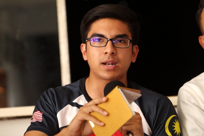 Syed Saddiq explained that the government may control the mainstream media but they have no control over social media.