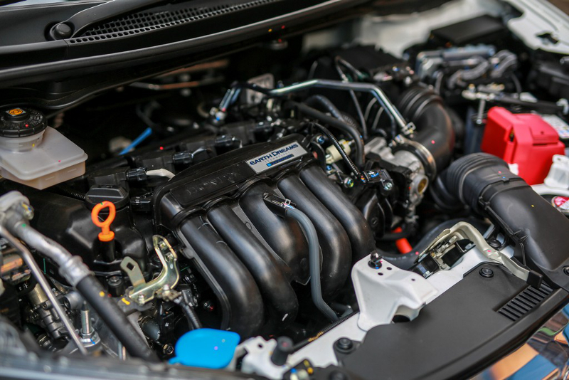 This 1.5 litre Honda Earth Dreams Engine uses the Atkinson Cycle.