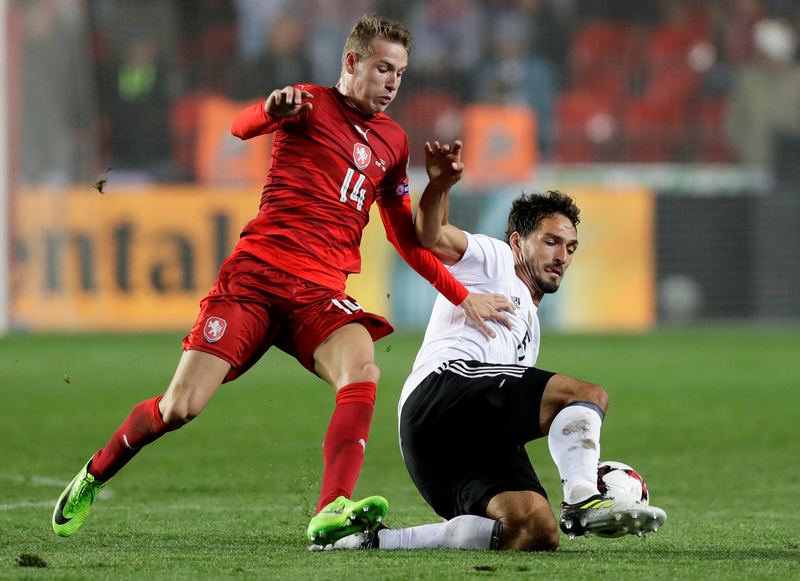 Germanyu00e2u20acu2122s Mats Hummels (right) in World Cup qualifying action with Czech Republicu00e2u20acu2122s Jakub Jankto in Prague September 1, 2017. u00e2u20acu201d Reuters pic 