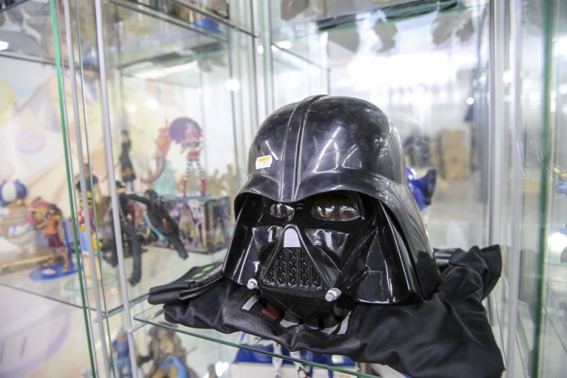 This Darth Vader full costume is going to be sold out really fast once the store opens. 