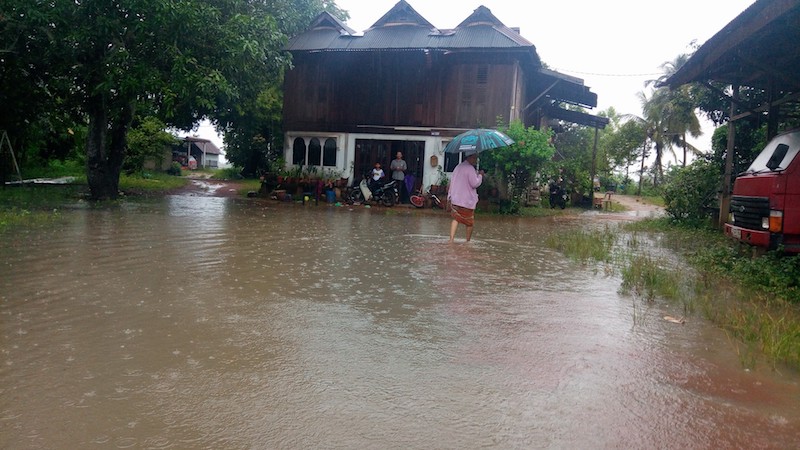 Air pasang besar di Kedah sejak dua hari lalu mengakibatkan banjir di beberapa kawasan. u00e2u20acu201d Foto ihsan Facebook/Pusat Gerakan Banjir Kedah