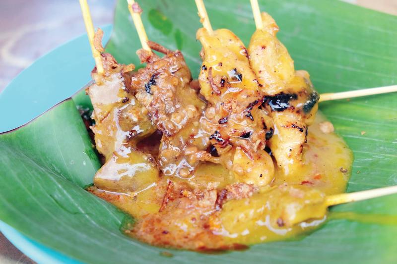 Scrumptious satay from Sate Padang Pak Saf. u00e2u20acu201d Malay Mail picture