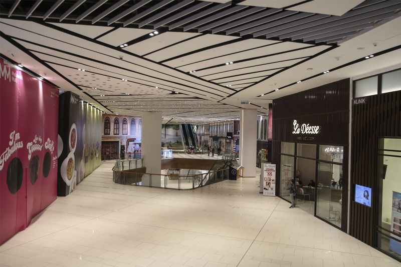 A general view of Level 6 inside the Malawati Mall in Kuala Lumpur on September 9, 2017. u00e2u20acu2022 Picture by Yusof Mat Isa