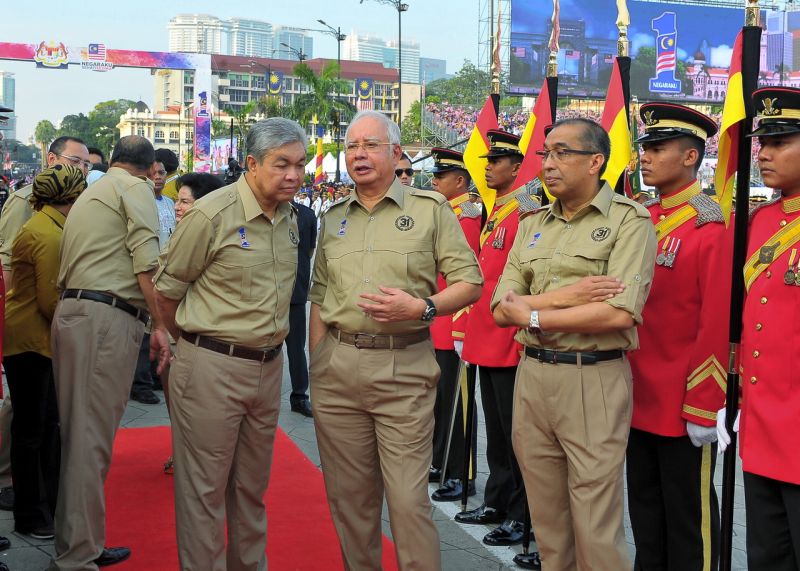 Datuk Seri Salleh Said Keruak (right) seen here at the National Day parade in Dataran Merdeka August 31, 2017. u00e2u20acu2022 Bernama pic