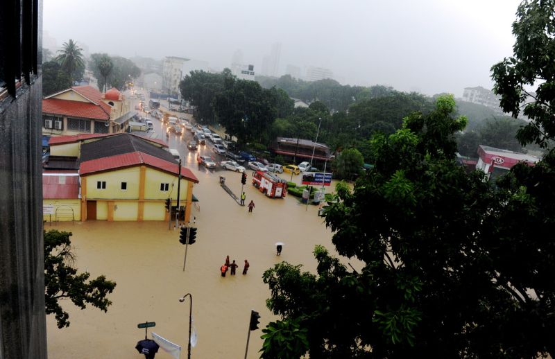 Picture shows the flood situation in Jalan P. Ramlee, George Town September 15, 2017. u00e2u20acu2022 Bernama pic