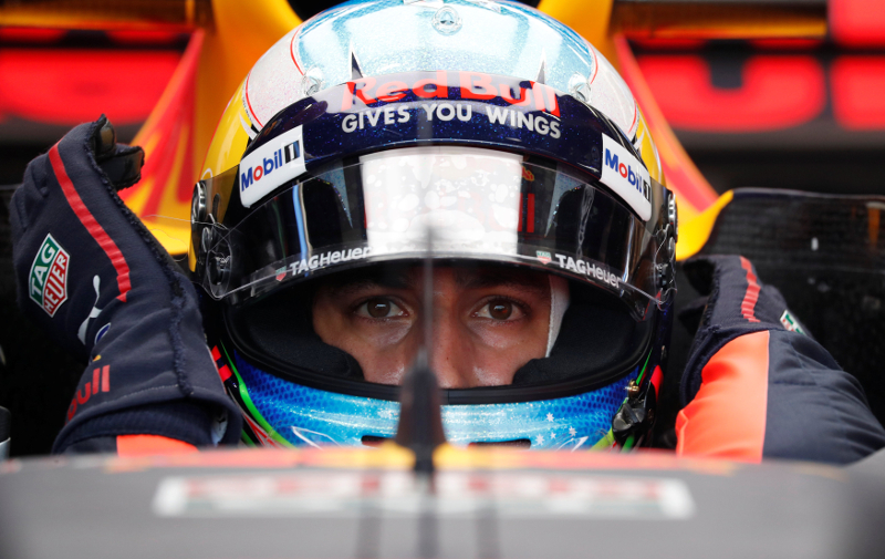 Red Bullu00e2u20acu2122s Daniel Ricciardo during practice at Singapore Grand Prix 2017 in Singapore September 15, 2017. u00e2u20acu201d Reuters pic