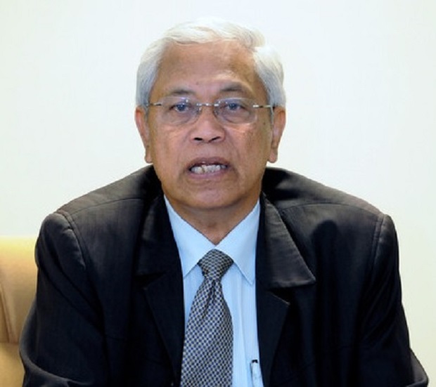 Datuk Zainal Kling said the Malay community lacked experts who could study old manuscripts as the efforts had been undertaken by study centres and aging experts residing overseas. u00e2u20acu201d Bernama pic