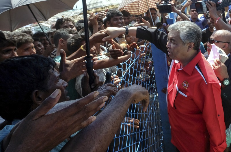 Deputy Prime Minister Datuk Seri Ahmad Zahid Hamidi visiting the Rohingya refugee camp in Kutupalong in Coxu00e2u20acu2122s Bazar, Bangladesh October 16, 2017. u00e2u20acu201d Bernama pic